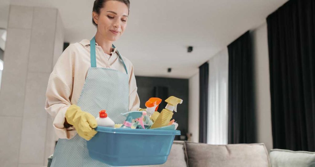 Why Should You Clean Out Your Home Before Selling It?​ ​- Danbury House Cleaning Experts