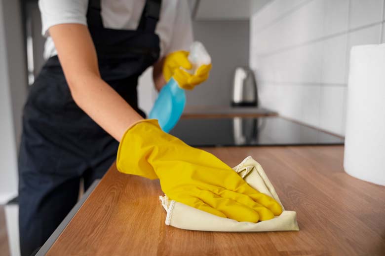Making the Right Choice: DIY or Professional House Cleaning Services Near Me?​